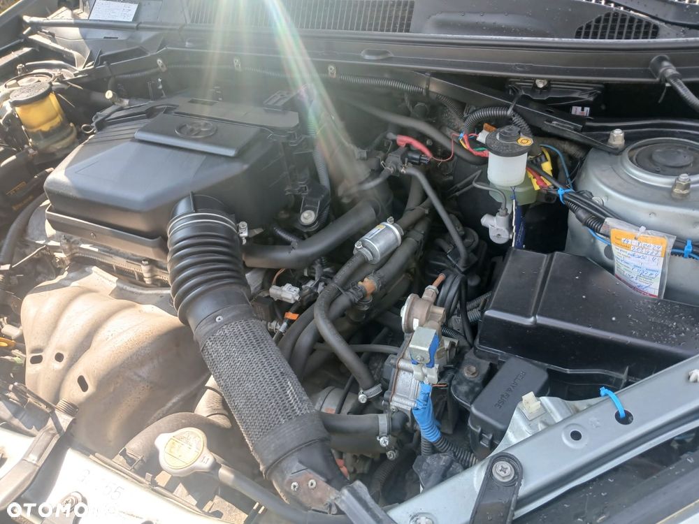 Toyota RAV4 2.0 VVT-i 4x4 - 9