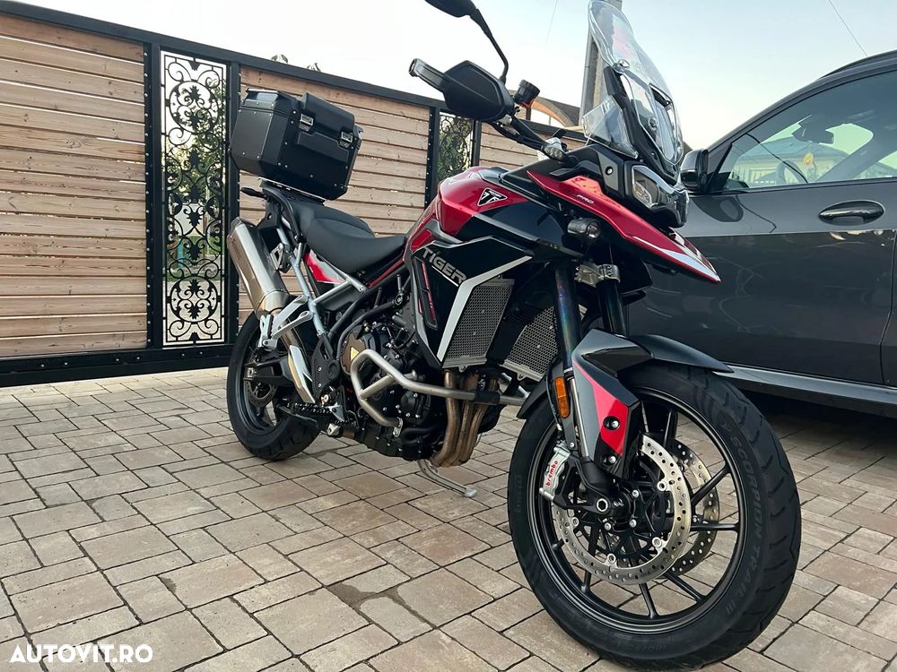 Triumph Tiger 900 - 3