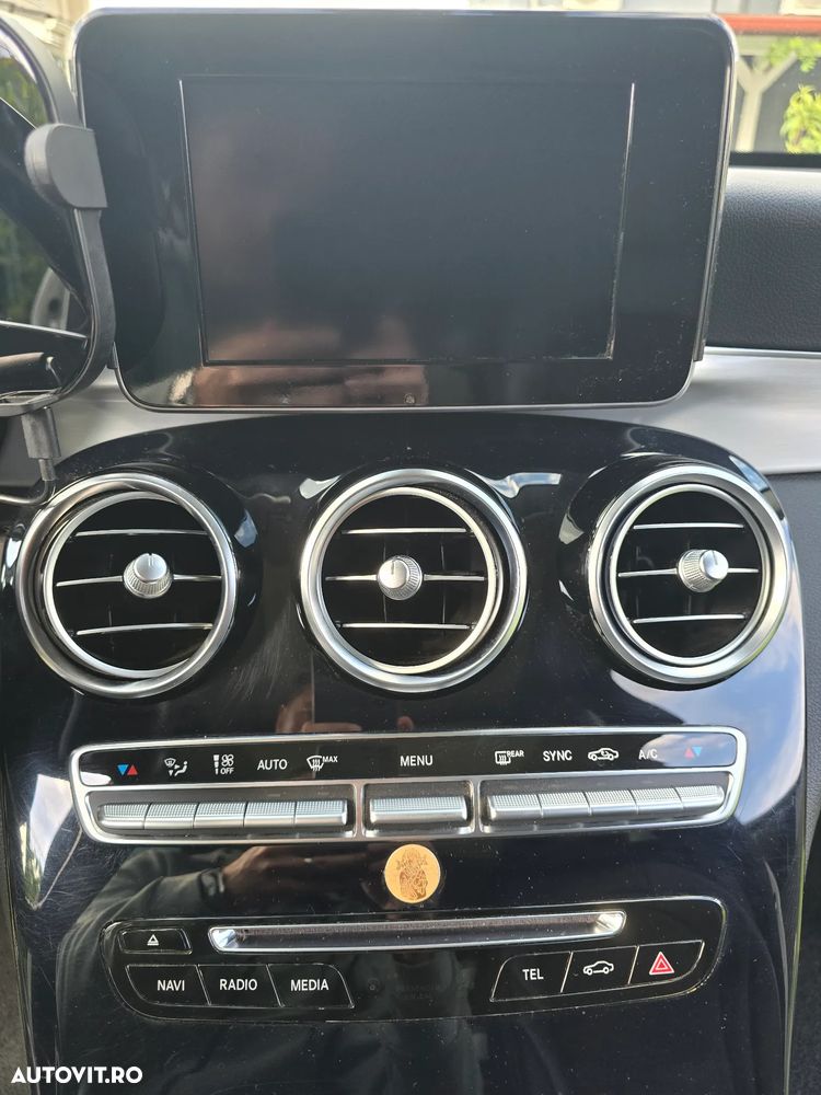 Mercedes-Benz GLC - 14