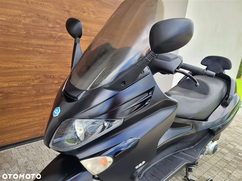 Piaggio Xevo - 3