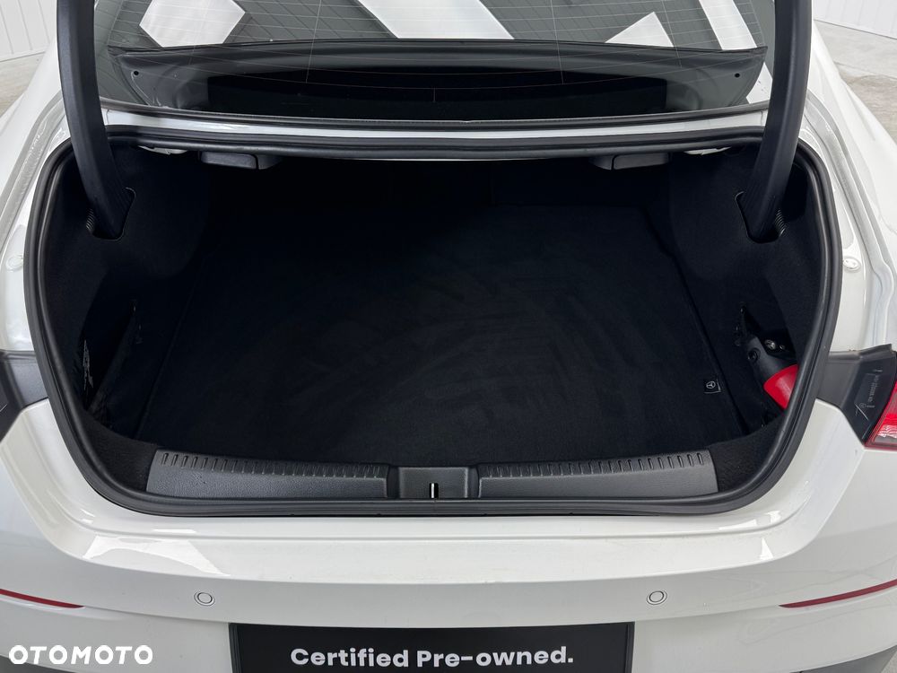 Mercedes-Benz CLA 180 7G-DCT - 28