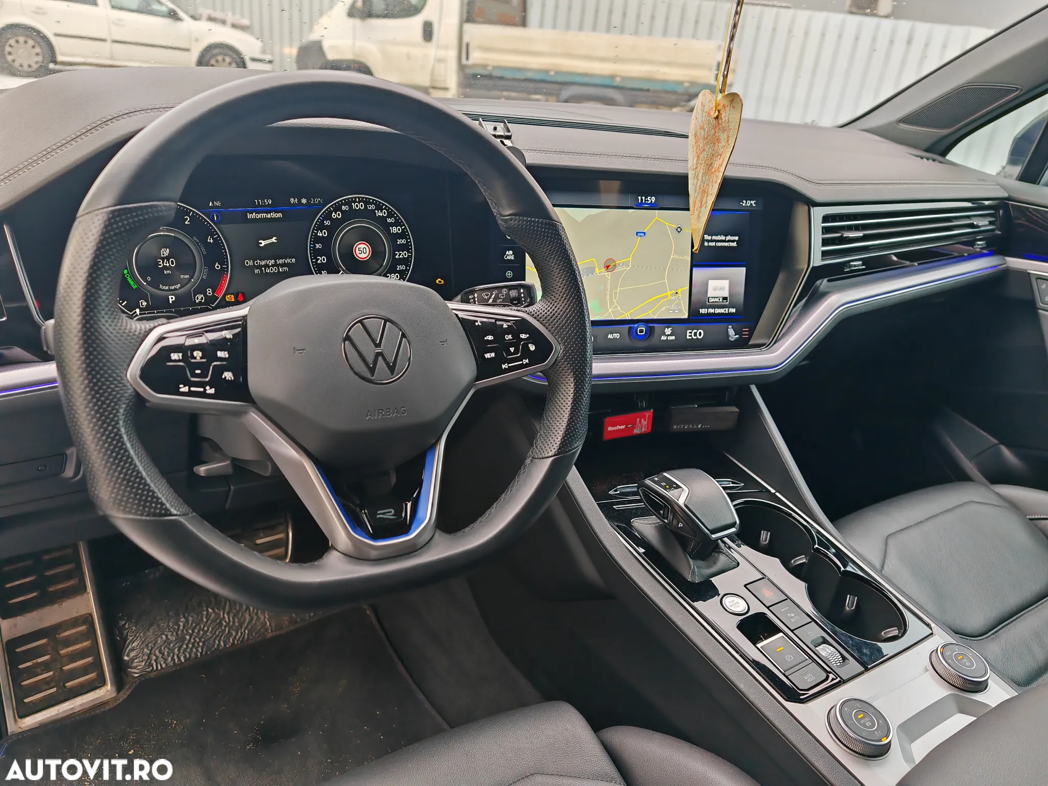 Volkswagen Touareg V6 TSI R-Style - 5