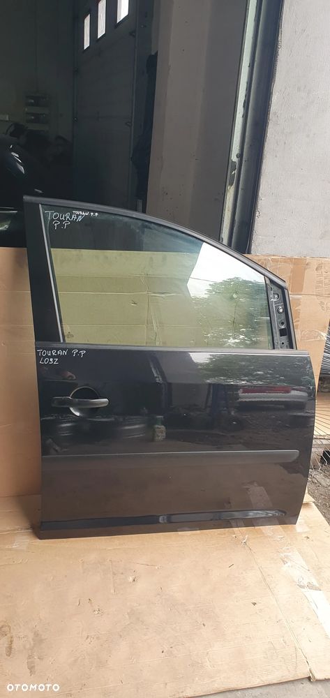 Drzwi prawy przód przednie prawe VW Touran 1T0 LC9Z - 1