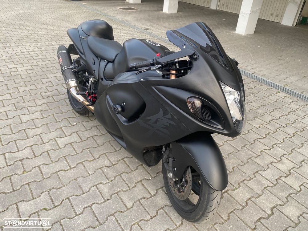Suzuki Hayabusa - 1