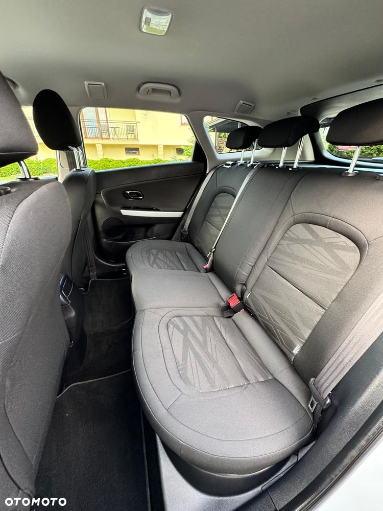 Kia Ceed 1.4 CVVT Dream-Team Edition - 35