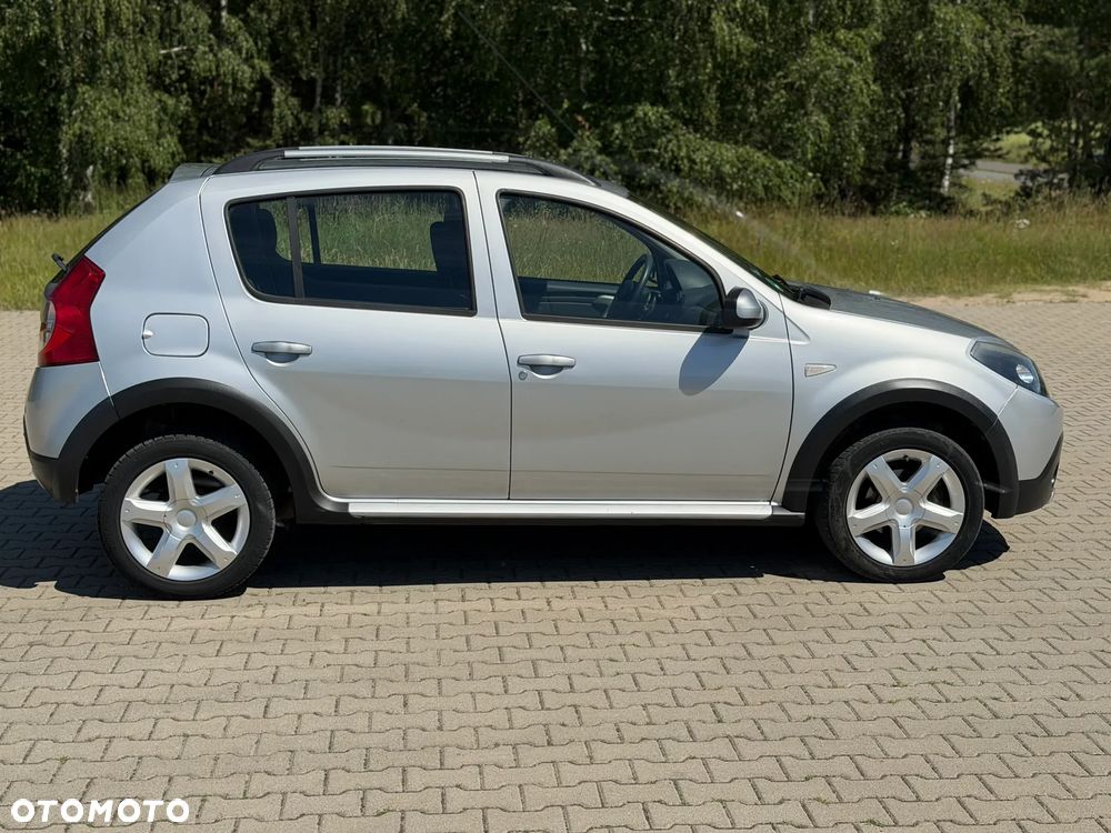 Dacia Sandero 1.6 MPI Stepway - 7
