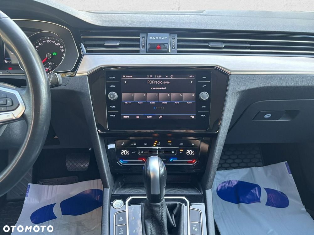 Volkswagen Passat 2023