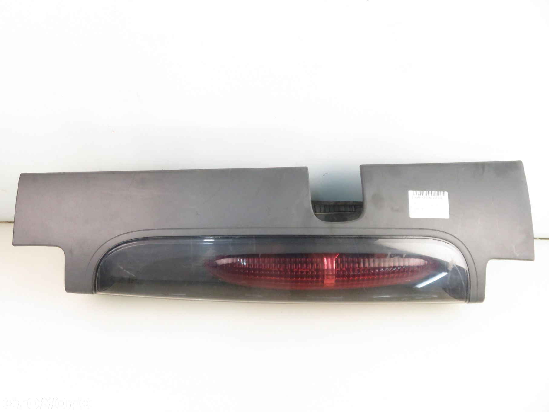 LAMPA PRAWA TYLNA OPEL VIVARO A (01-06-14) - 9