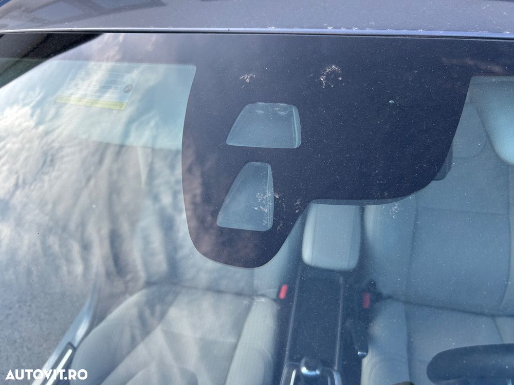 Volvo V40 D4 VEA Momentum - 5