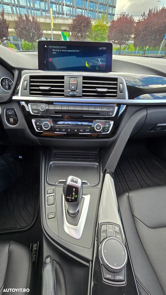 BMW Seria 3 320d Aut. Sport Line - 2