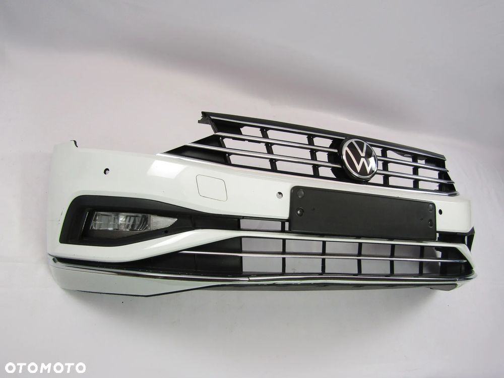 Zderzak przedni VW Passat B8 FL 19 - 24 Highline Pdc-4 Lakier LC9A - 14