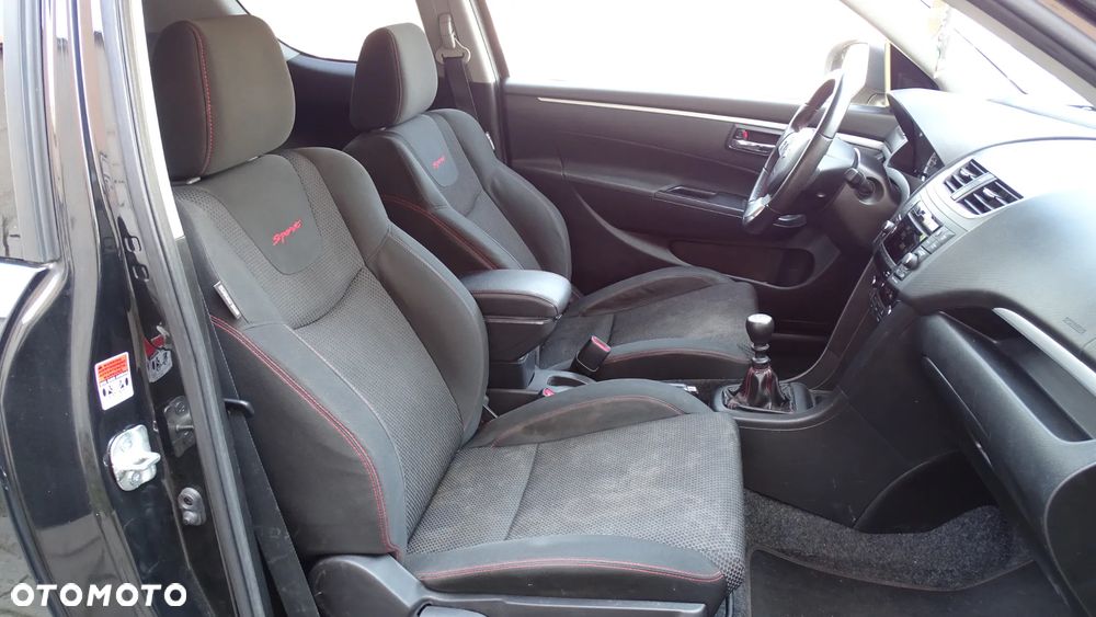 Suzuki Swift 1.6 Sport - 12
