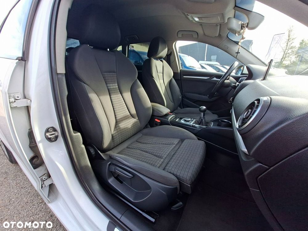 Audi A3 Sportback 1.6 TDI - 23