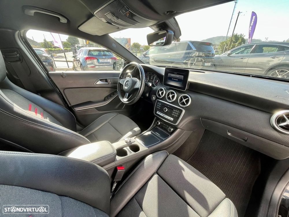 Mercedes-Benz A 180 d AMG Line Aut. - 13