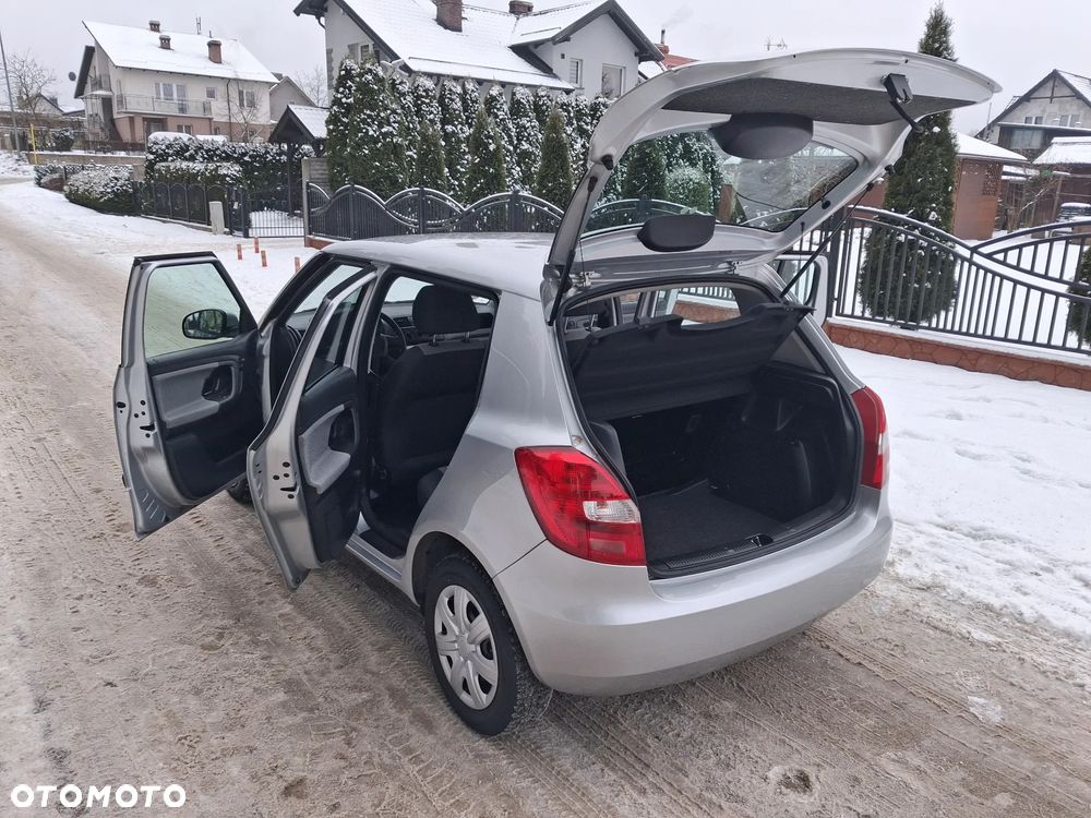 Skoda Fabia 1.2 HTP Classic - 26