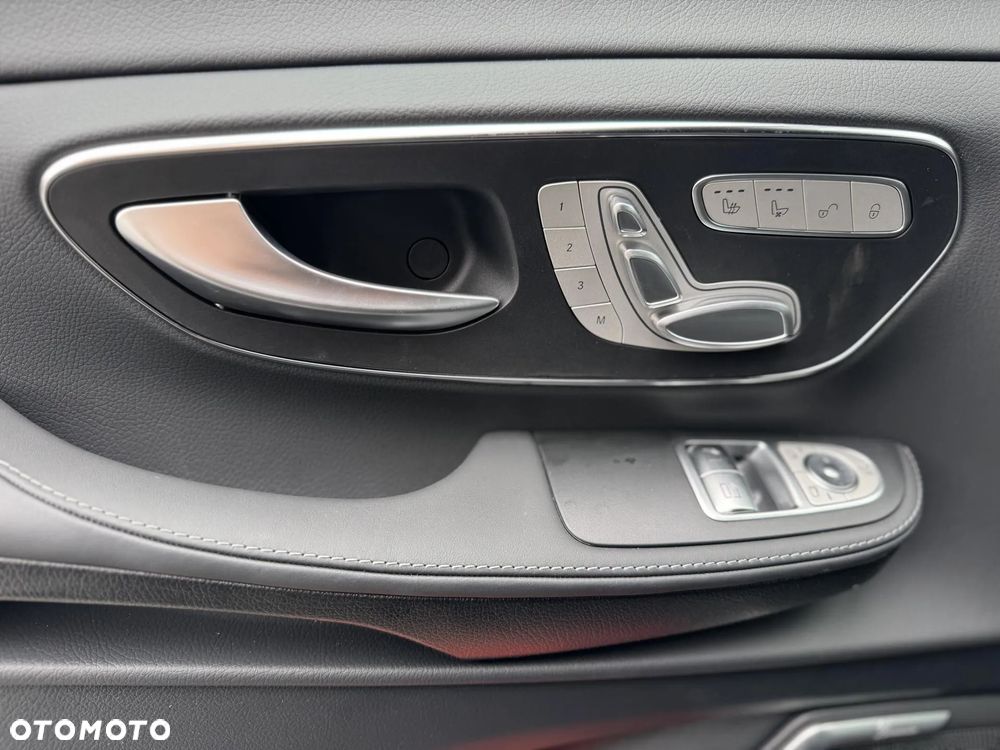 Mercedes-Benz Klasa V 300 d 4-Matic 9G-Tronic Exclusive (ekstra d³) - 15