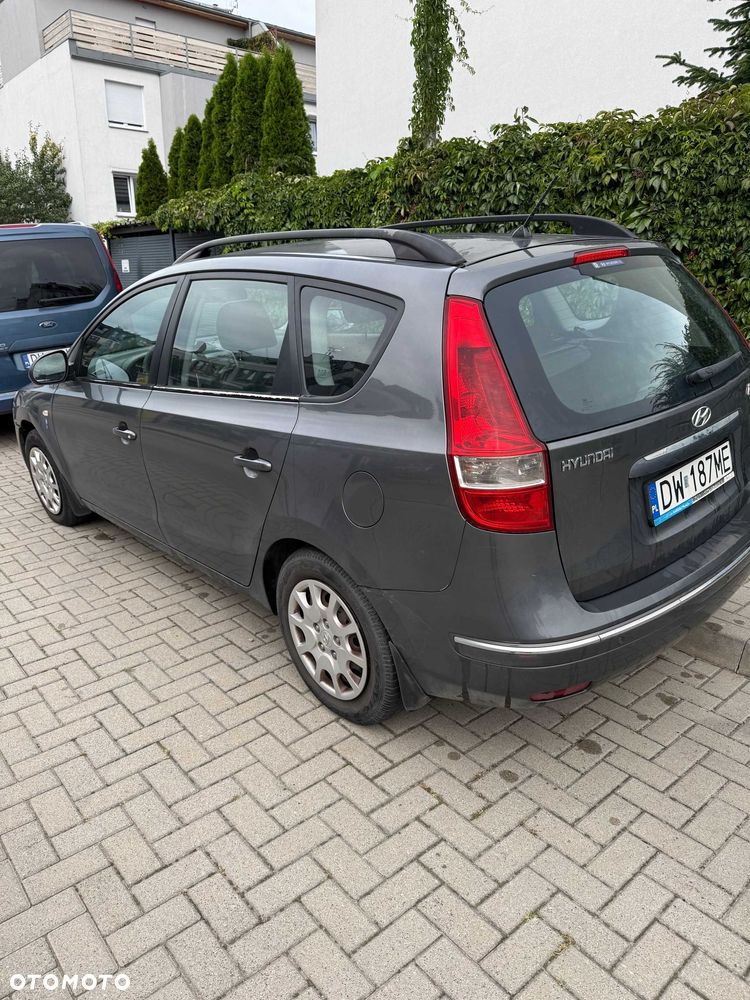 Hyundai I30 2010 photo 3