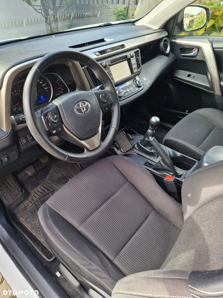 Toyota RAV4 2.0 D-4D 4x4 Comfort - 10