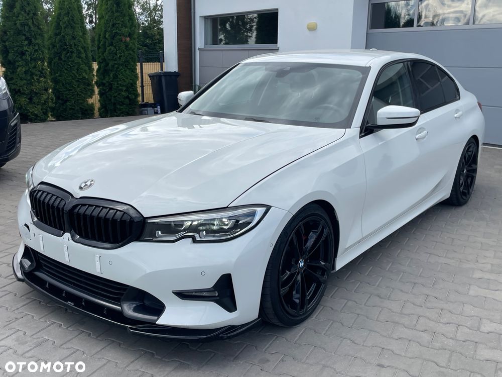 BMW Seria 3 318d Sport Line Shadow - 19
