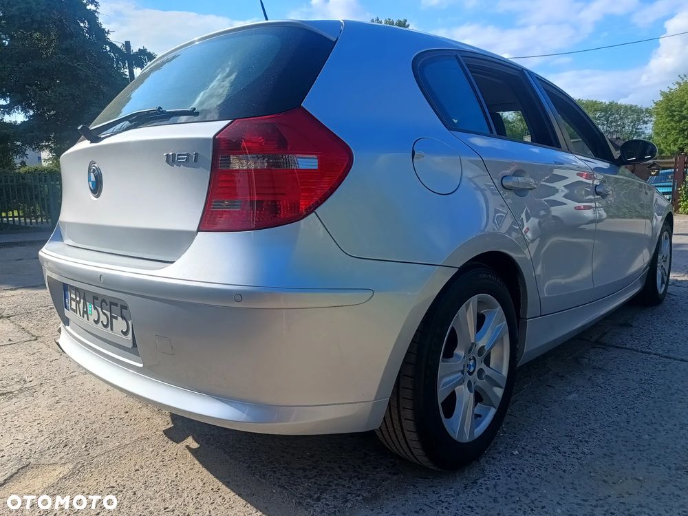 BMW Seria 1 116i - 5