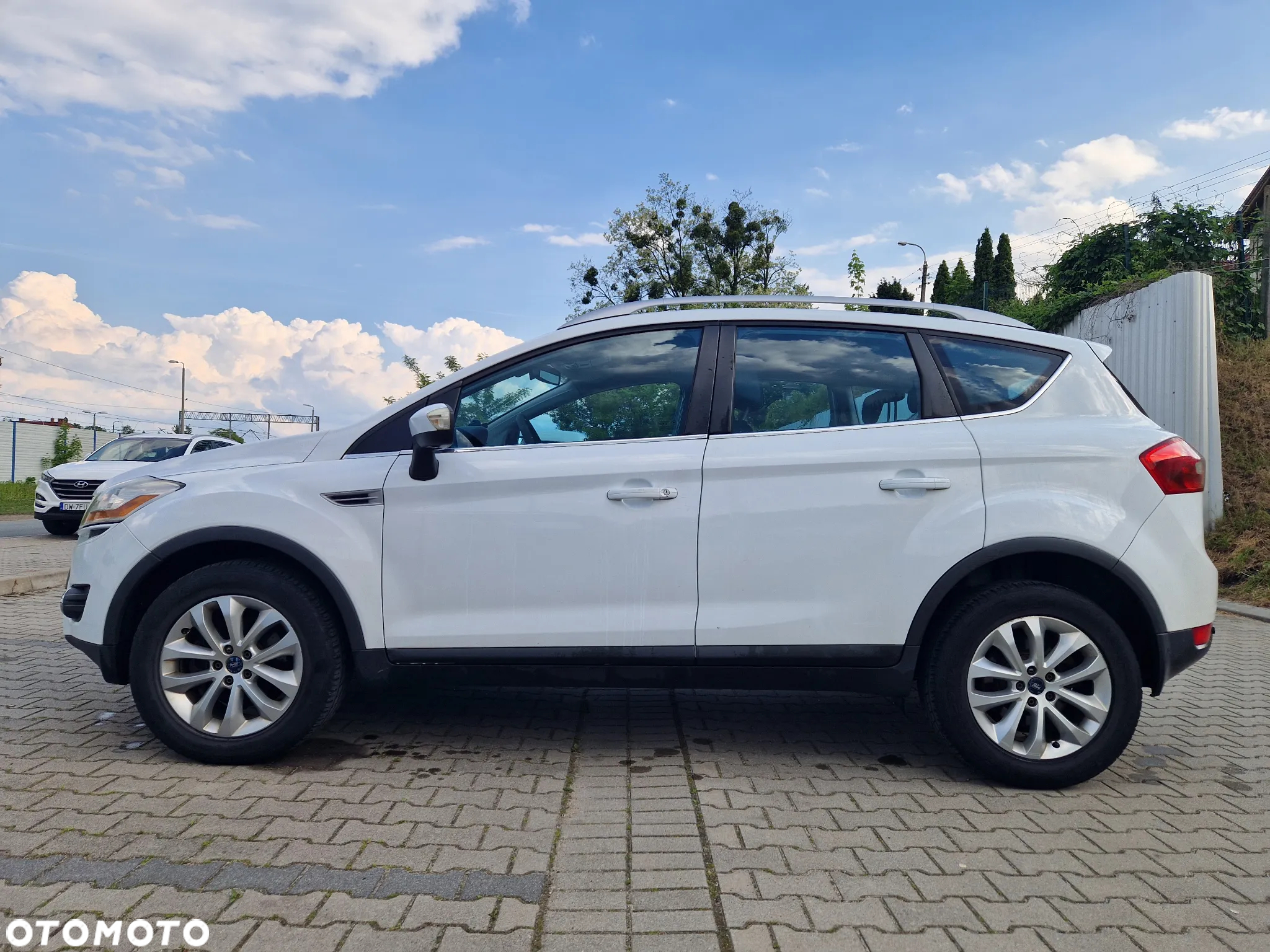 Ford Kuga - 9