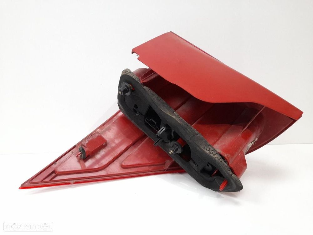 FAROLIM TRASEIRO DIREITO PEUGEOT 1007 2006 -9646116880 - 2