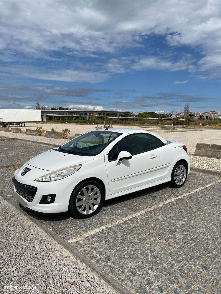 Peugeot 207 CC 1.6 HDi Allure - 10