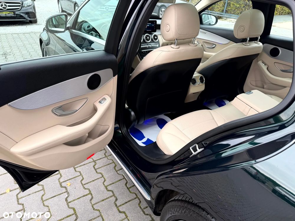 Mercedes-Benz Klasa C 220 d 9G-TRONIC Exclusive - 25