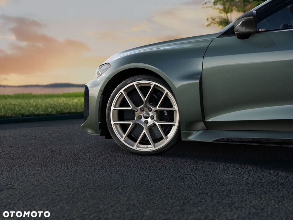 Audi RS5 Avant - 7