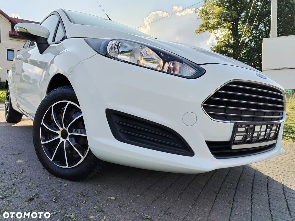 Ford Fiesta - 2