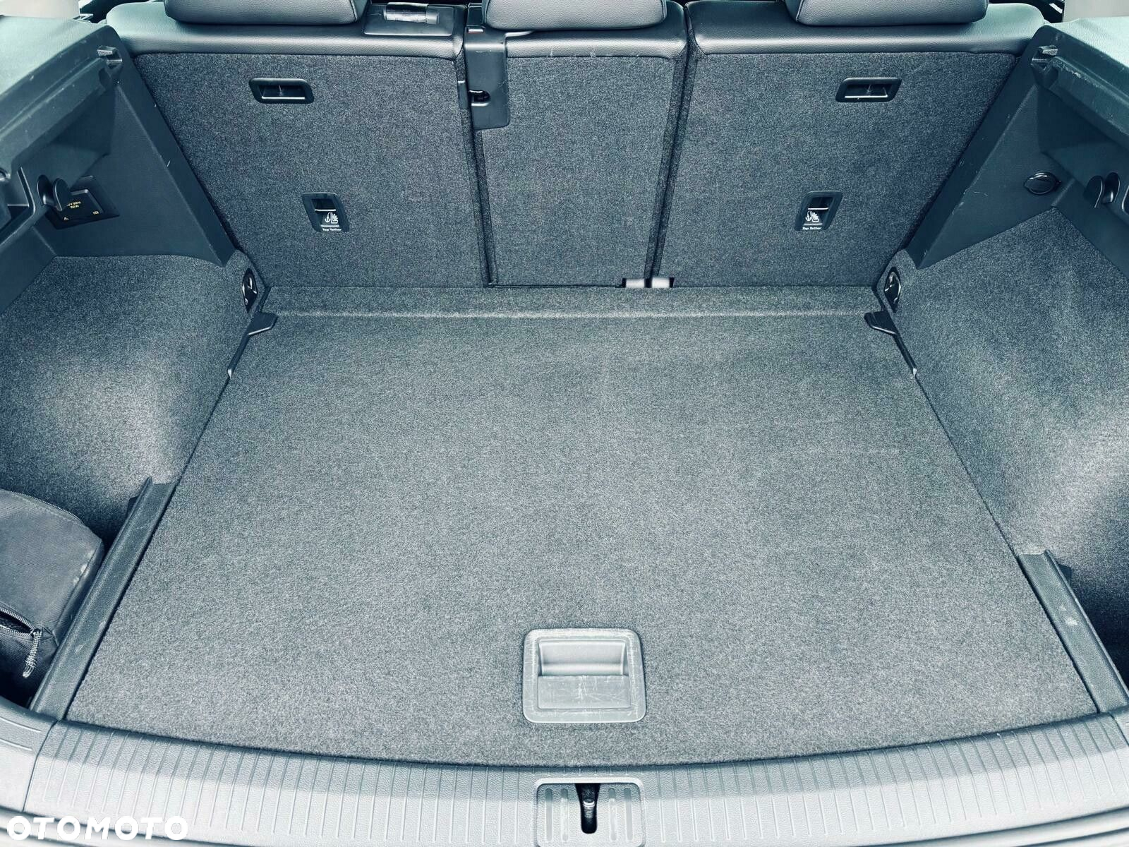 Volkswagen Tiguan 2.0 TDI SCR 4Mot Elegance DSG - 11