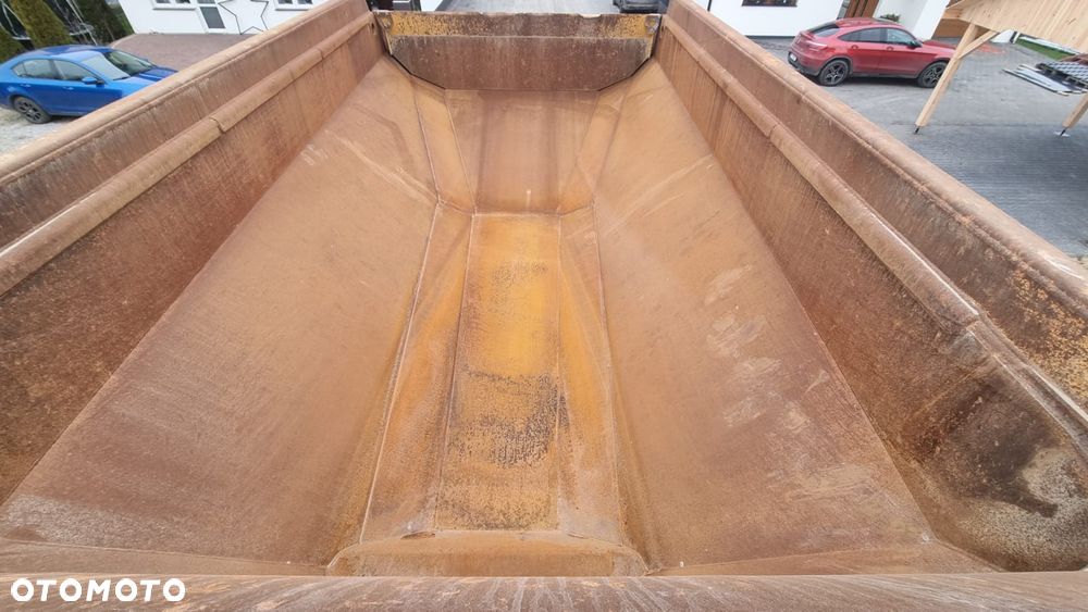 Bell B40E 6x6/ Maszyna sprowadzona - 16