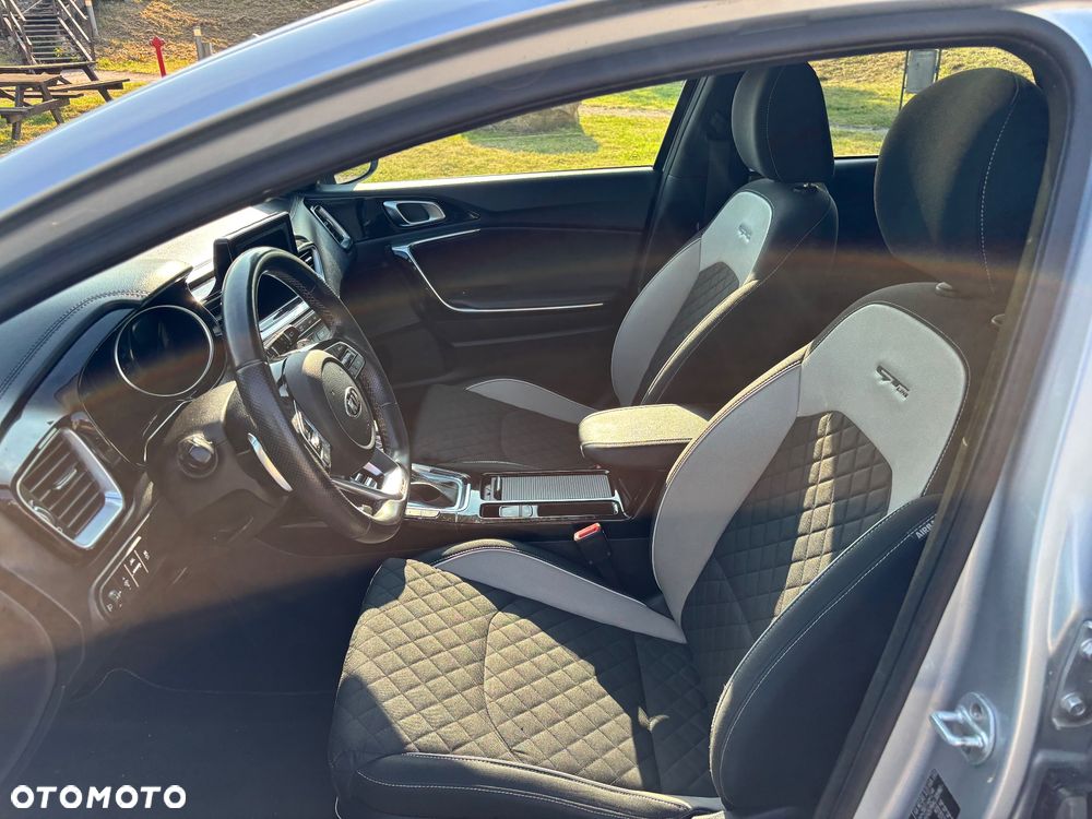 Kia ProCeed 1.6 CRDi DCT7 SCR GT LINE - 4