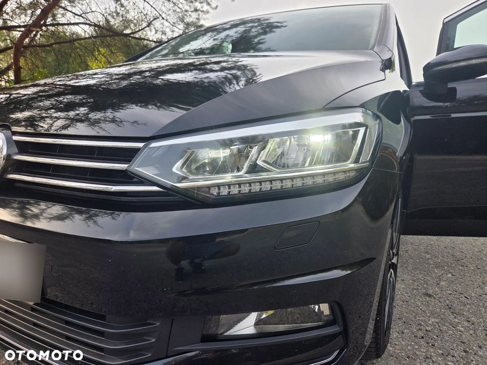 Volkswagen Touran 2.0 TDI BMT Highline - 23