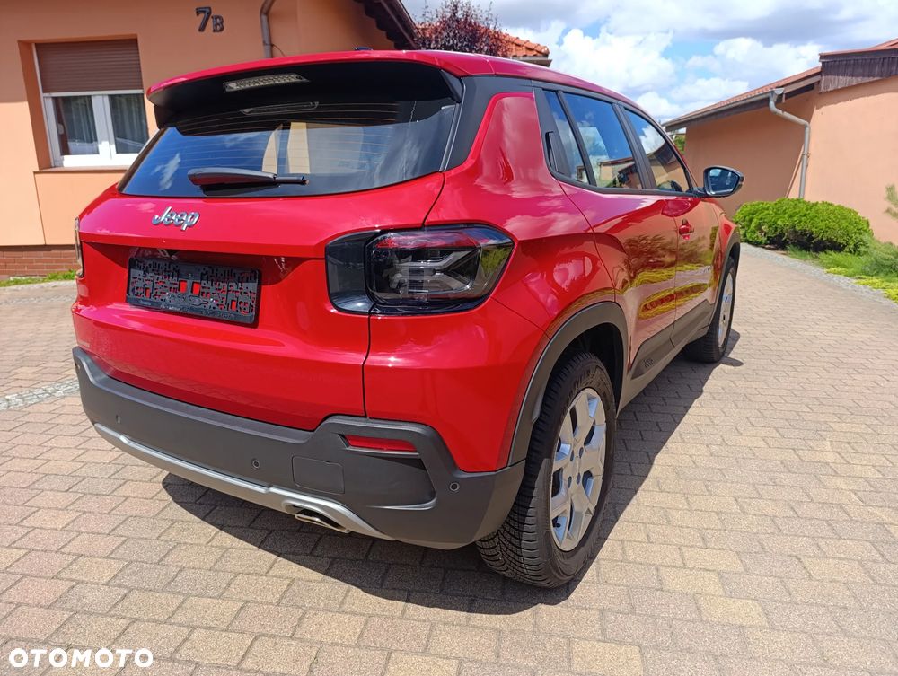 Jeep Avenger 1.2 GSE T3 Turbo-Benzin GDI Summit - 4