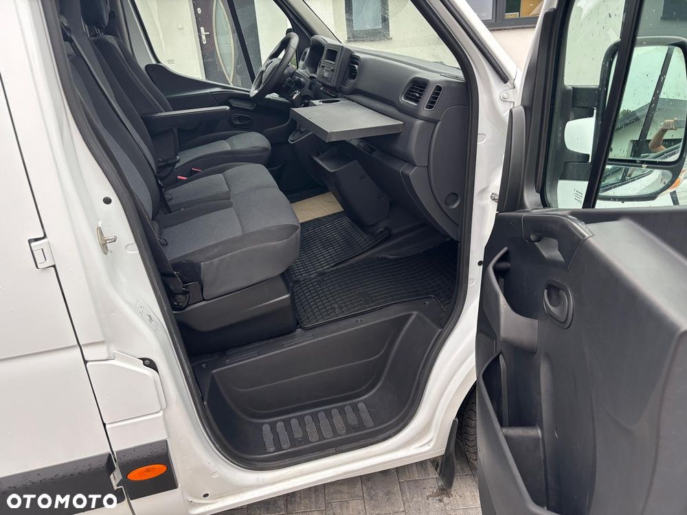 Renault Master - 10