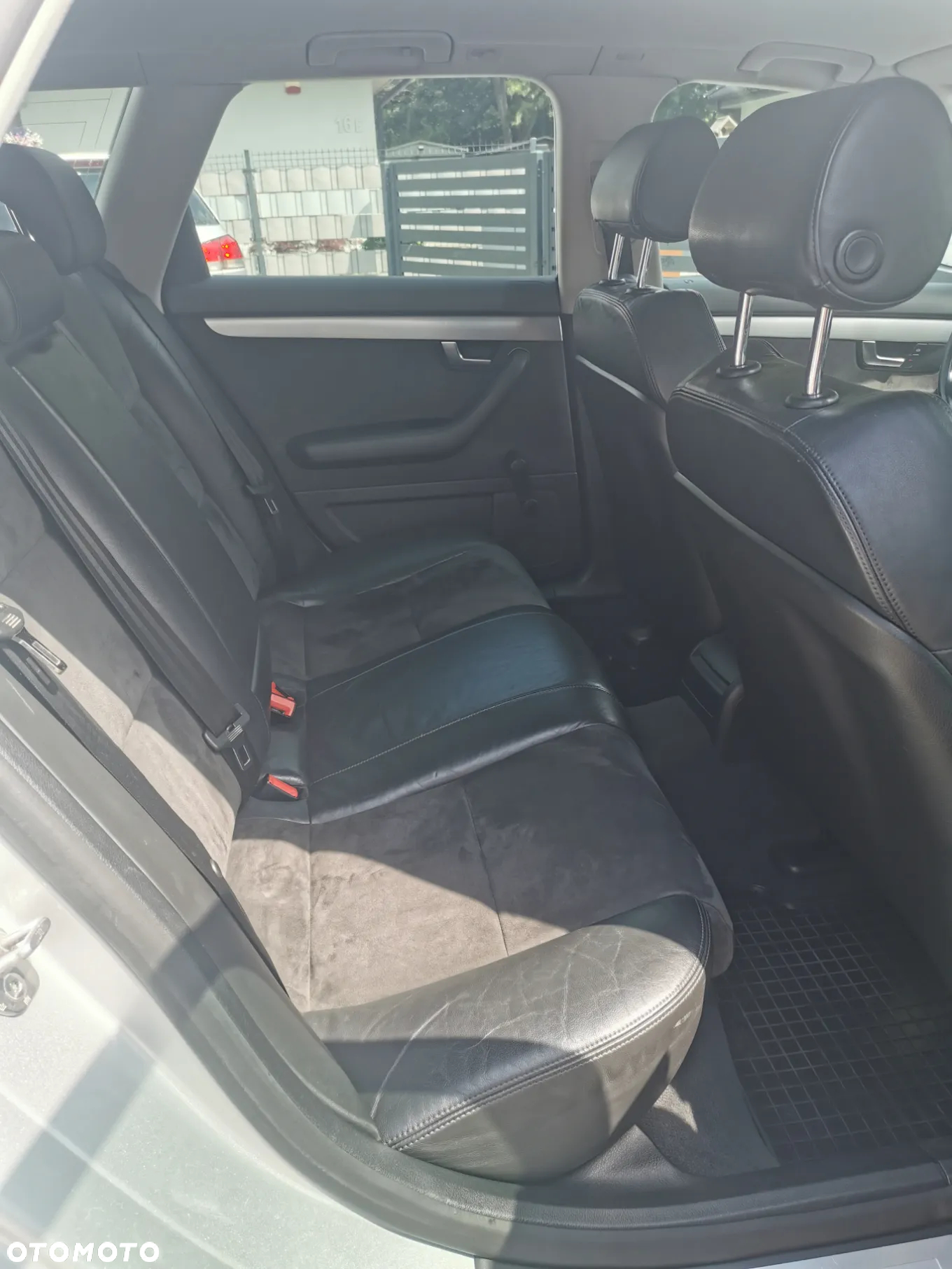 Audi A4 Avant 1.8 T - 16