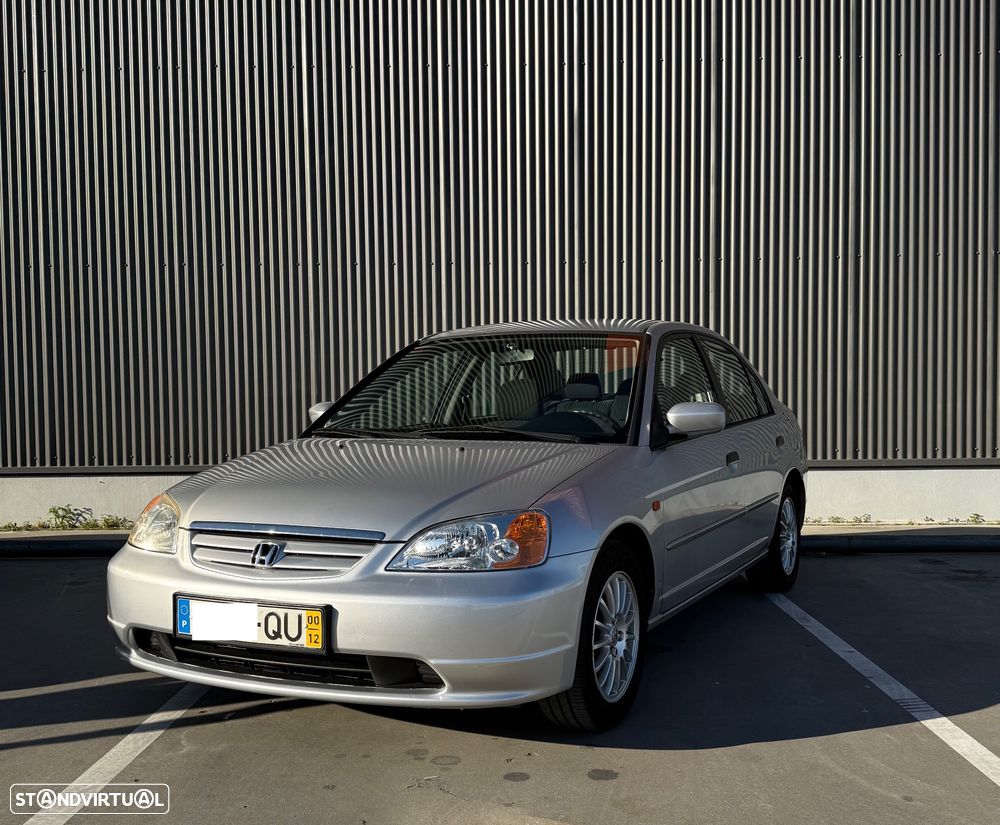 Honda Civic 1.6 ES - 1