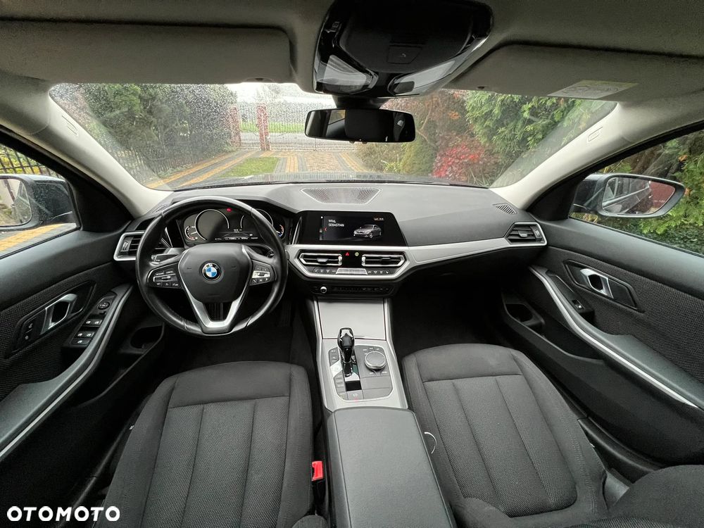 BMW Seria 3 - 16