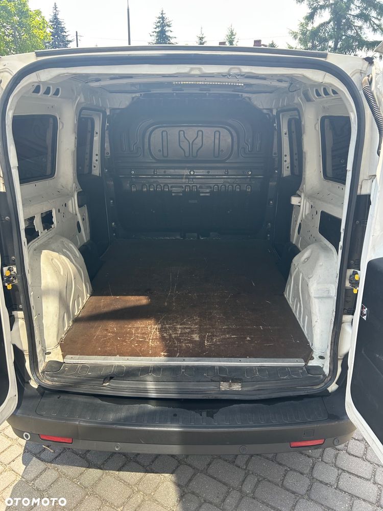 Fiat Doblo Maxi Cargo - 8