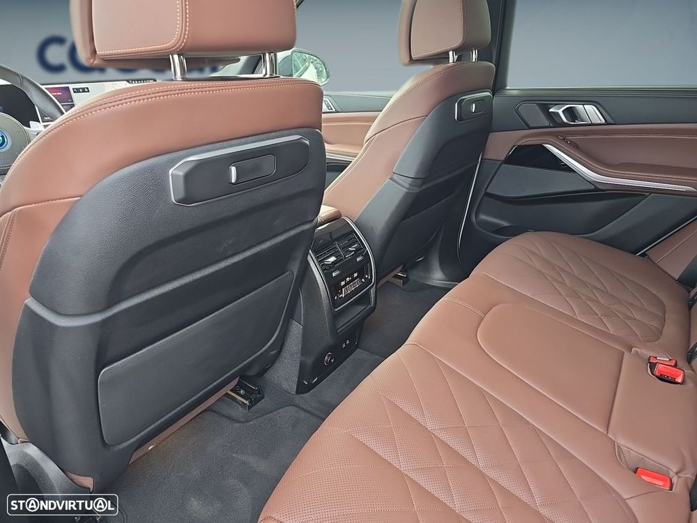 BMW X5 50 e xDrive Edição Desportiva M - 40
