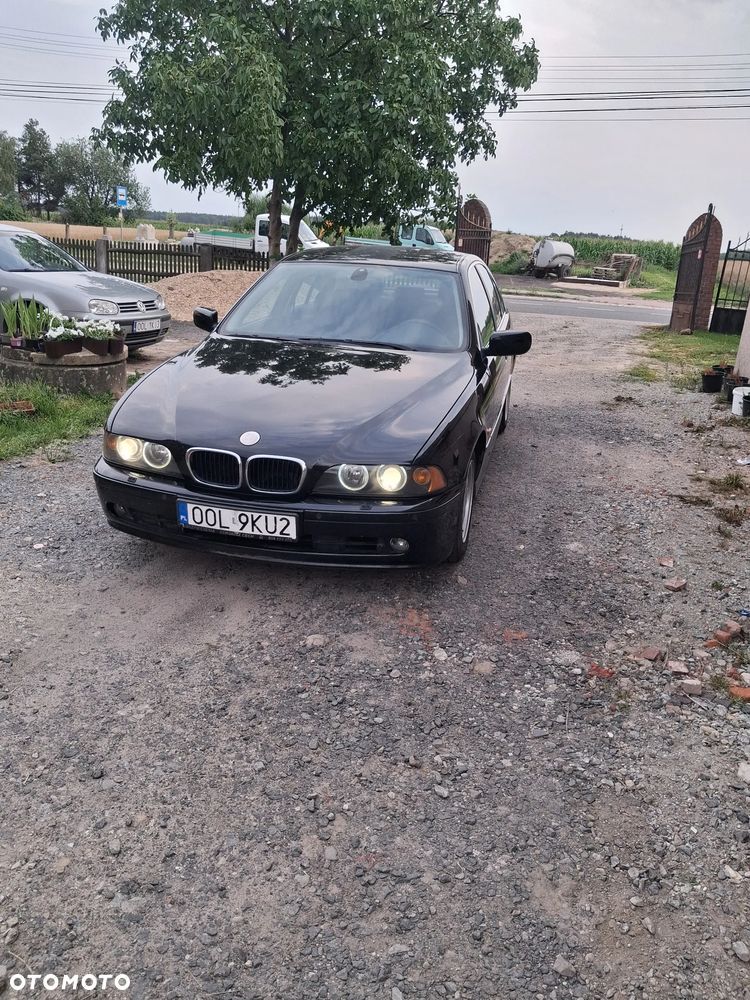 BMW Seria 5 520i - 2