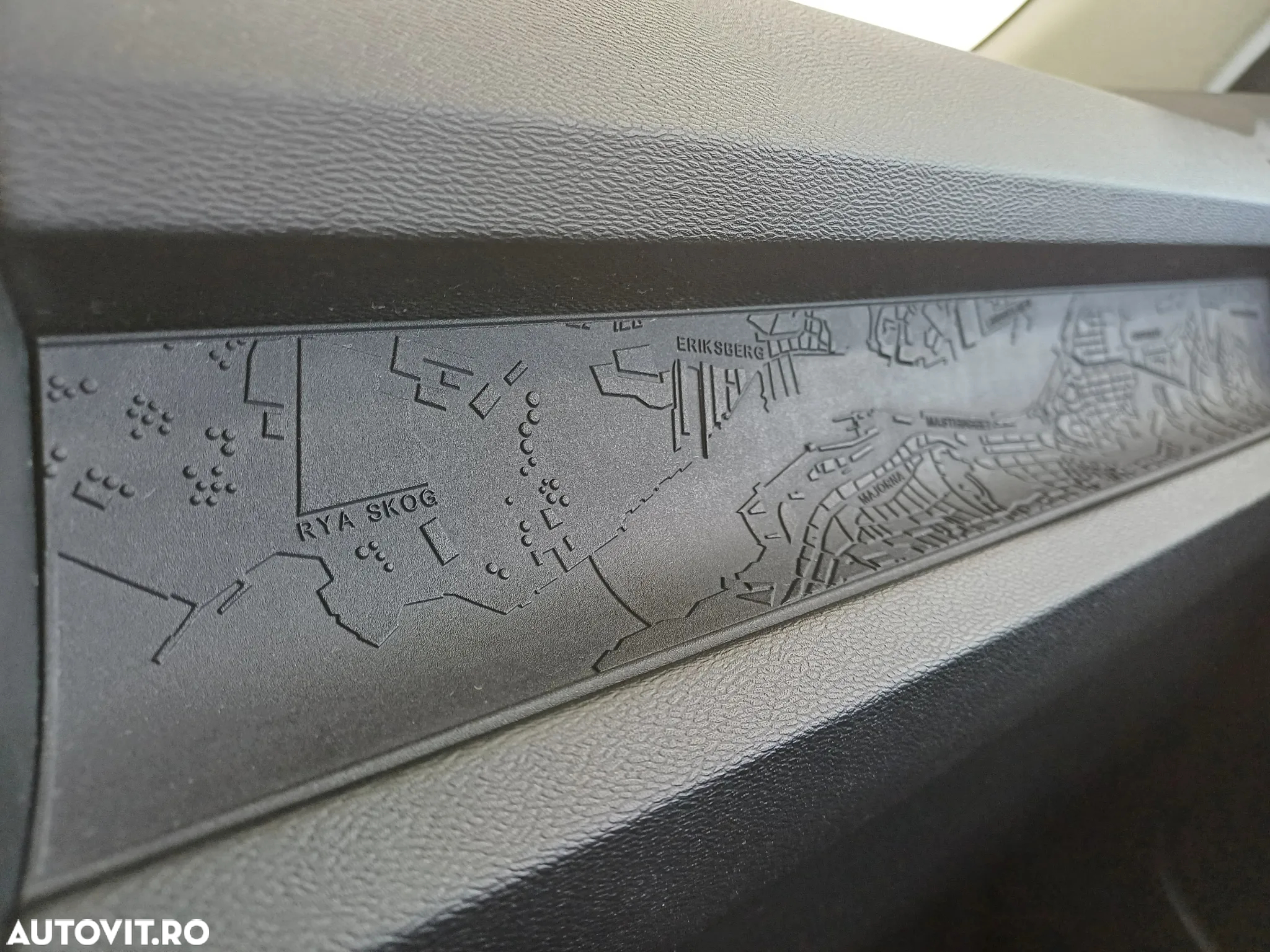 Volvo XC 40 T3 AT8 Momentum Pro - 18