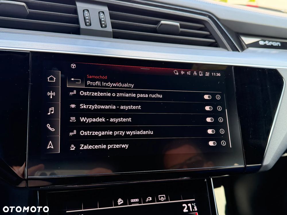 Audi e-tron - 36