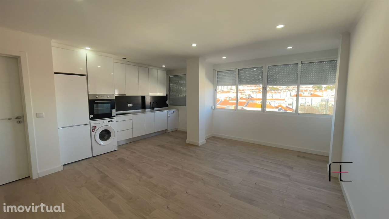 Apartamento T3 Venda em Águas Livres,Amadora - Grande imagem: 2/24