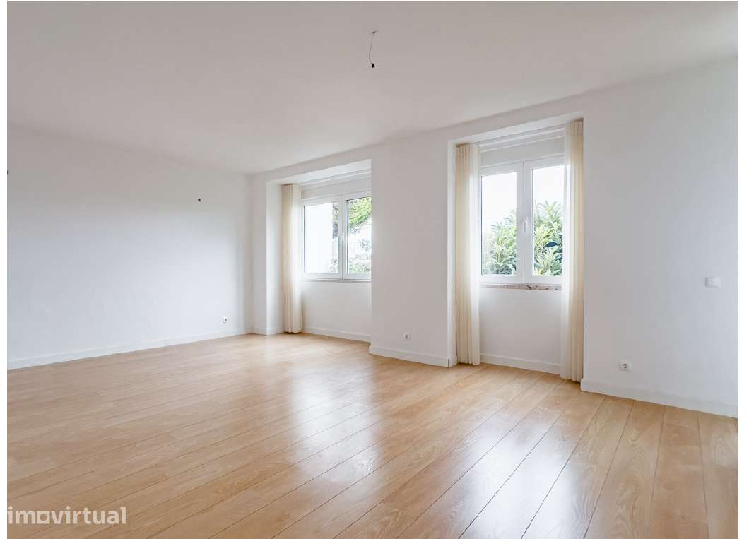 Apartamento T3 Renovado com Vista Panorâmica sobre Monsanto | Lisboa - Grande imagem: 2/16