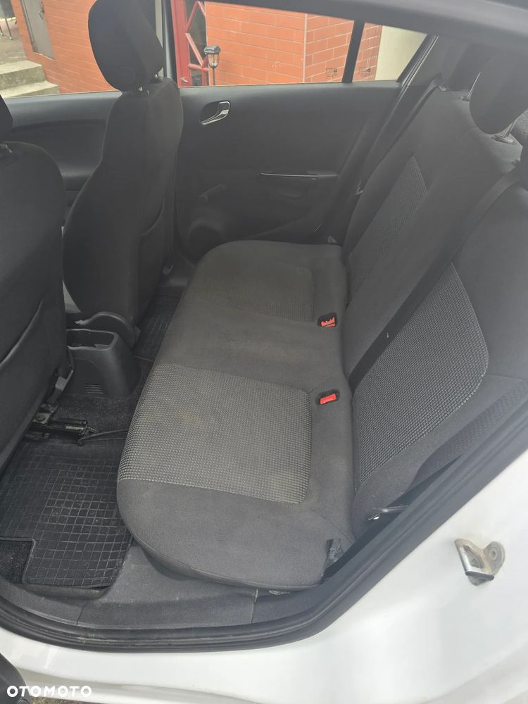 Opel Corsa 1.2 16V Enjoy - 10