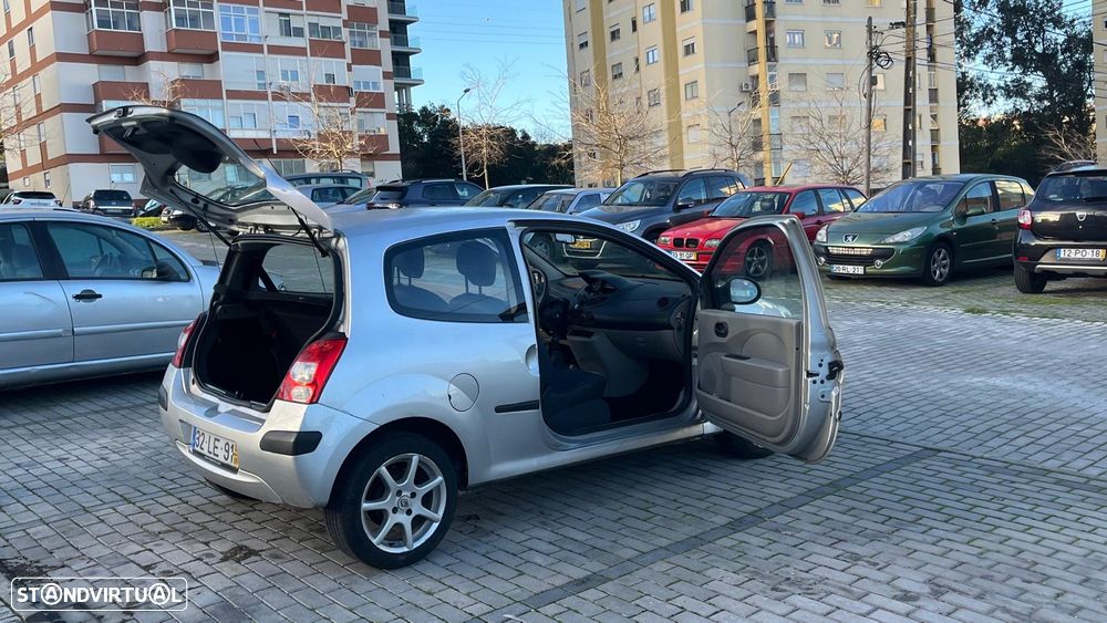 Renault Twingo 1.2 Authentique - 18