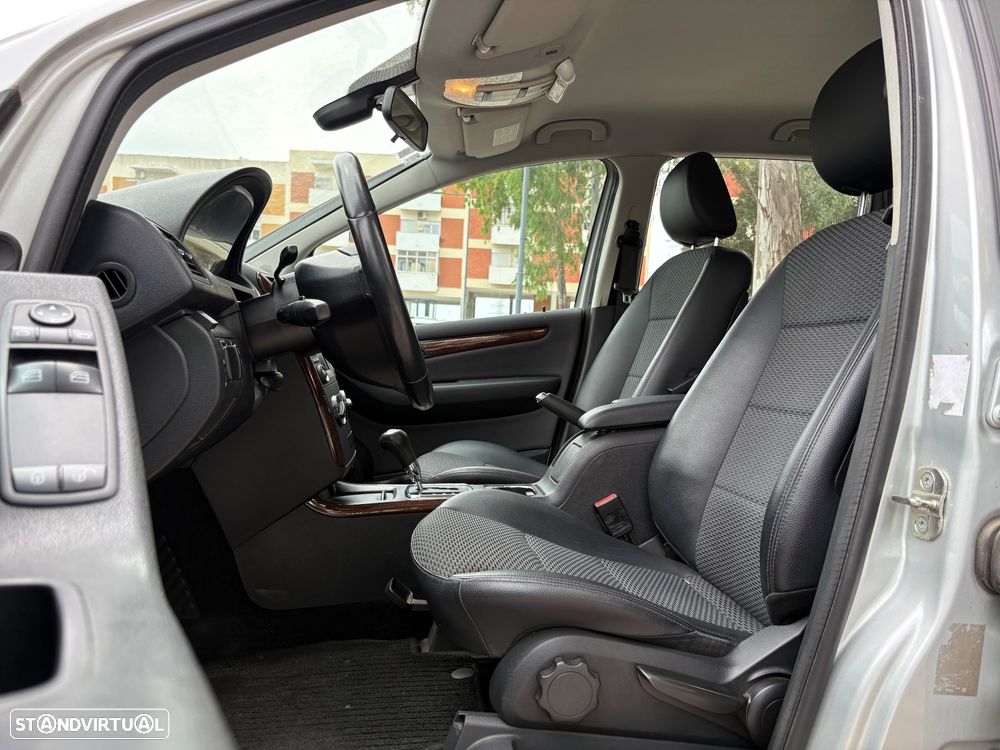 Mercedes-Benz A 180 Autotronic Elegance Special Edition - 7