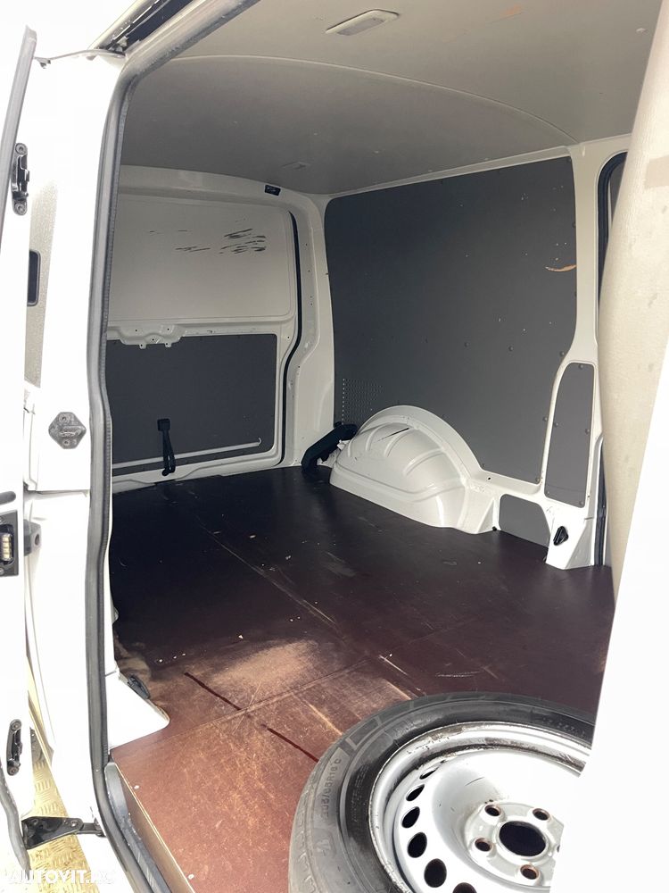 Volkswagen Transporter 2.0TDI  LUNG  2CULISANTE - 23